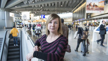 Kristina Wessel am Frankfurter Flughafen