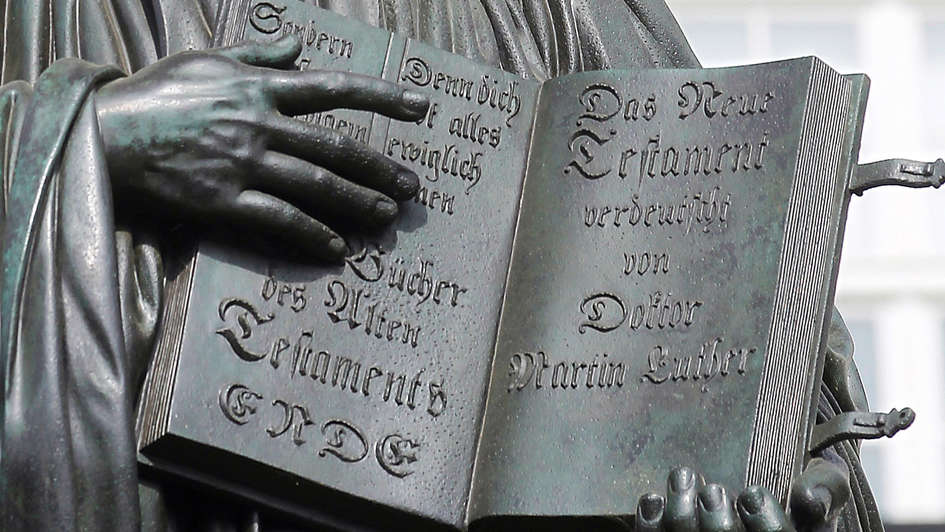Luther-Denkmal Wittenberg, Detail