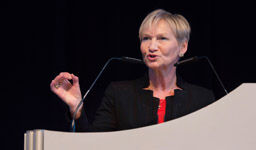 Bischöfin Kirsten Fehrs
