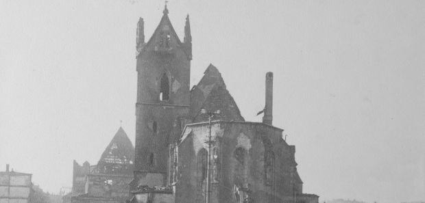 Stuttgarter Leonhardskirche 1945