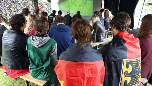 Public Viewing bei der WM im evangelischen Weigle-Haus Essen