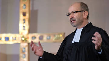 Manfred Rekowski, Präses der Evangelischen Kirche im Rheinland, predigt im Eröffnungsgottesdienst der EKD-Syndoe 2017