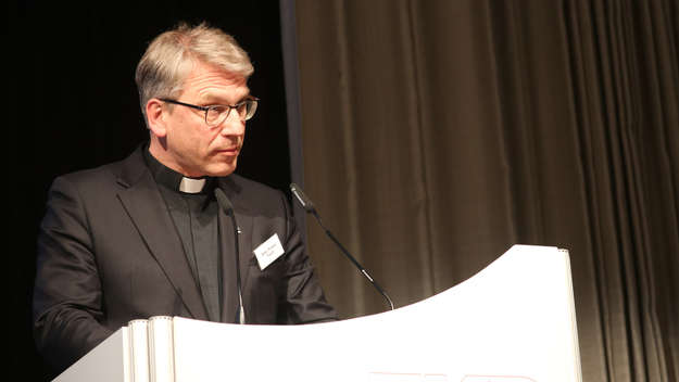 Olav Fykse Tveit,  Generalsekretär des Ökumenischen Rates der Kirchen, vor der EKD-Synode 2017 in Bonn