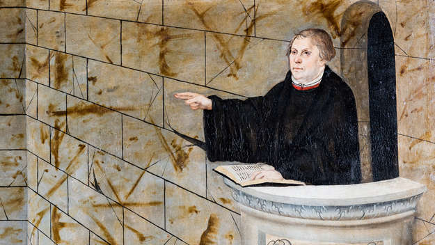 Martin Luther auf der Kanzel, Ausschnitt der Predella vom Reformationsaltar in der Wittenberger Stadtkirche St. Marien von Lucas Cranach dem Älteren