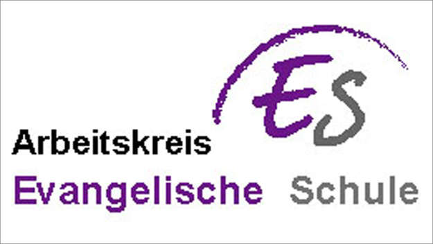 Logo AKES