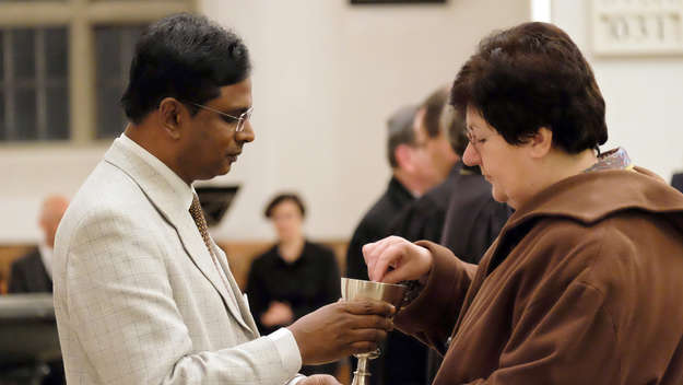 Mitglieder der Generalsynode der VELKD und der Vollkonferenz der UEK feiern gemeinsam Gottesdienst – 2014 in Dresden