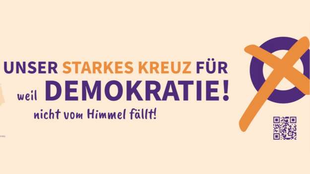 Plakatmotiv „Unser starkes Kreuz für Demokratie – Ich bin dabei! / …weil Demokratie nicht vom Himmel fällt! '
