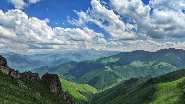 Hochland in Berg-Karabach