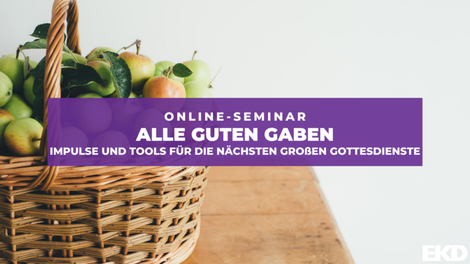 Korb mit grünen Äpfel auf einem Tisch vor hellem Hintergrund Korb mit grünen Äpfel auf einem Tisch vor hellem Hintergrund