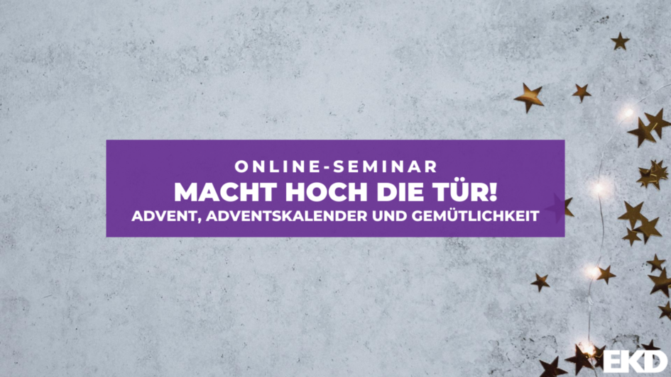 Sterne und Lichterkette vor grauem Hintergrund. Darauf Text: Macht hoch die Tür! Advent, Adventskalender und Gemütlichkeit Sterne und Lichterkette vor grauem Hintergrund. Darauf Text: Macht hoch die Tür! Advent, Adventskalender und Gemütlichkeit