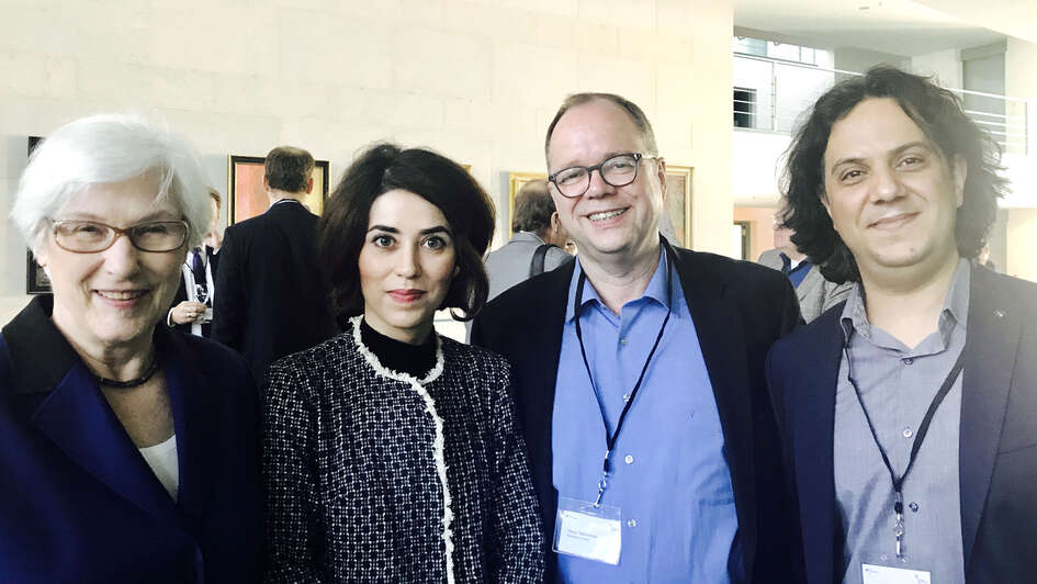 Irmgard Schwaetzer, Mahdis Amiri, Oscar Tiefenthal und Abdol Rahman Omaren Irmgard Schwaetzer, Mahdis Amiri, Oscar Tiefenthal und Abdol Rahman Omaren
