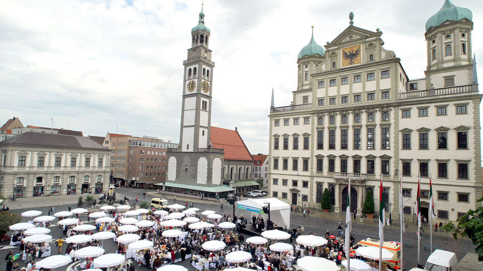 Der Rathausplatz in Augsburg