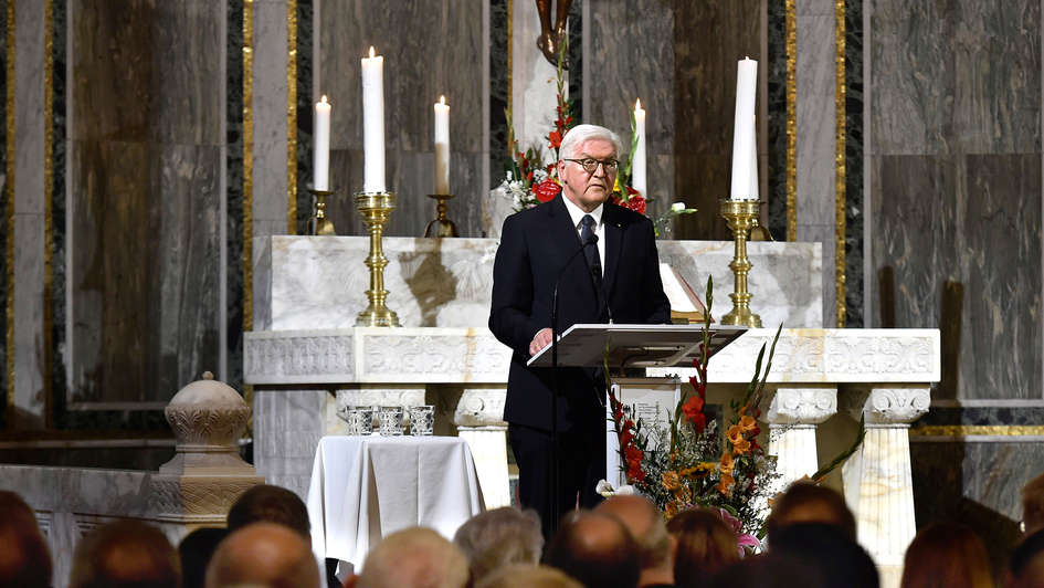 Frank-Walter Steinmeier hält einen Vortrag in der ev. Christuskirche in Rom