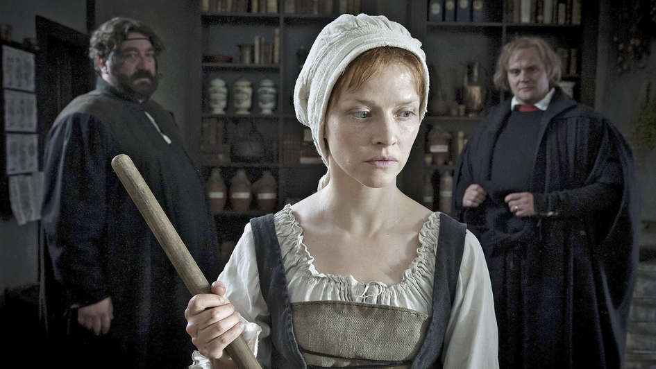 Karoline Schuch spielt die Rolle der Katharina Luther.