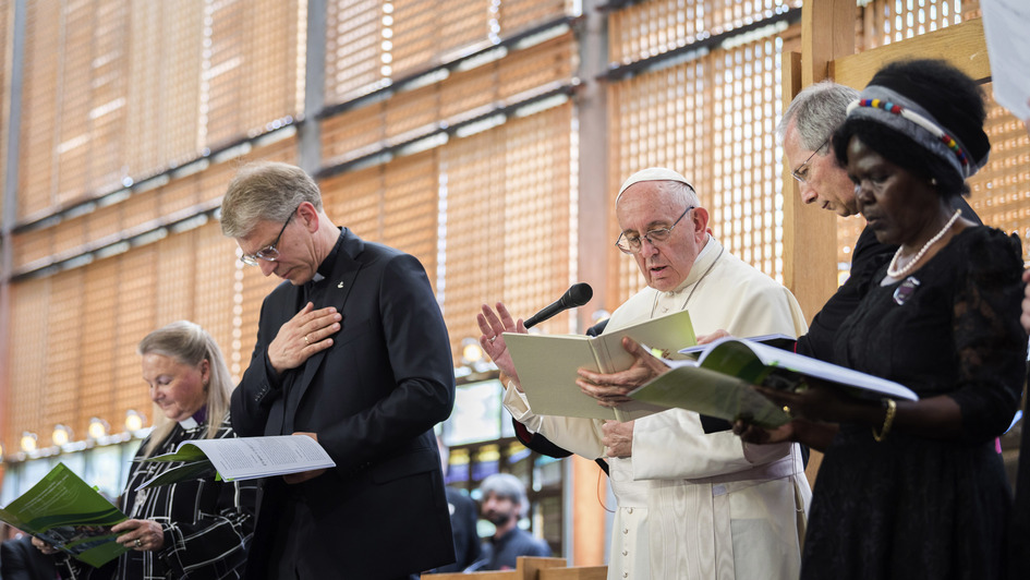 Papst Franziskus mit Vertretern des Weltkirchenrates