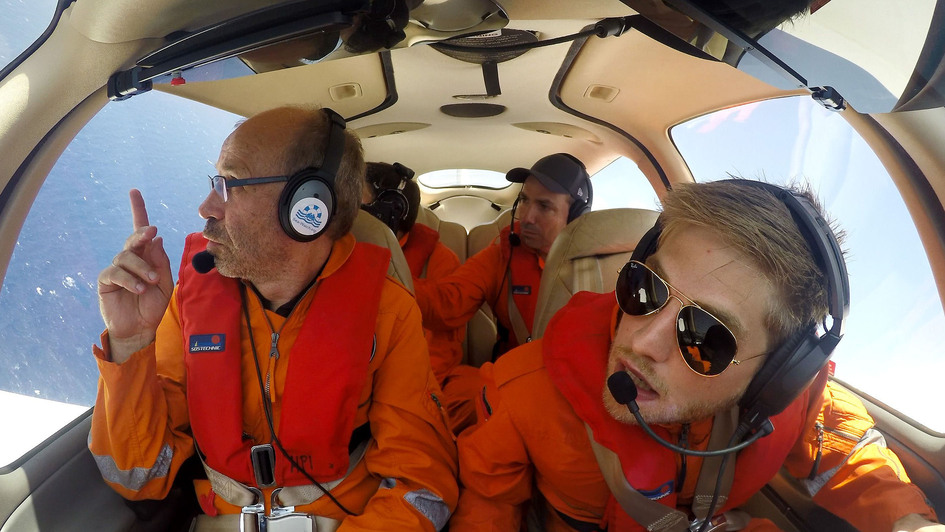 Präses Manfred Rekowski beim Flug mit der Moonbird