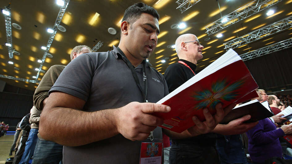 Hasan Nabeel bei der Probe für das Luther-Oratorium Hasan Nabeel bei der Probe für das Luther-Oratorium