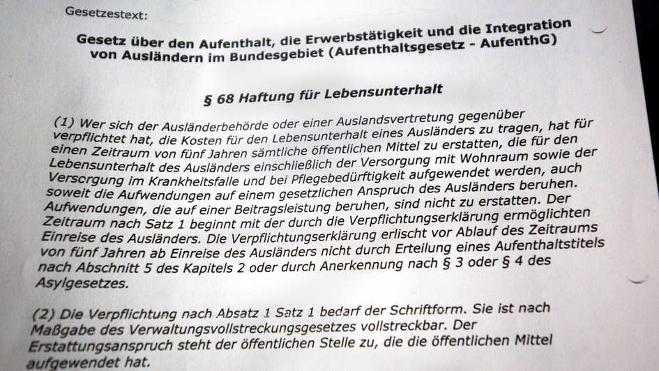 Der Gesetzestext über den Aufenthalt, die Erwerbstätigkeit und die Integration von Ausländern im Bundesgebiet