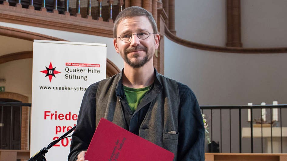 Peter Steudtner bei der Preisverleihung in der Gethsemane-Kirche in Berlin