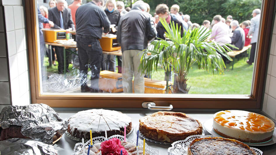 Gemeindefest zum 10-jährigen Bestehen des Diakonie- und Kirchgemeindezentrums Pirna Copitz Gemeindefest zum 10-jährigen Bestehen des Diakonie- und Kirchgemeindezentrums Pirna Copitz