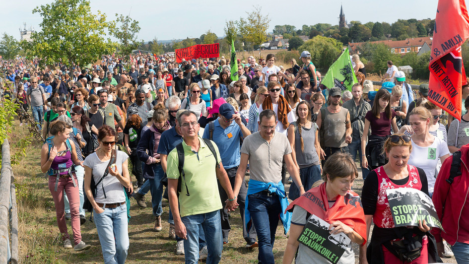 Demonstranten im Hambacher Forst Demonstranten im Hambacher Forst