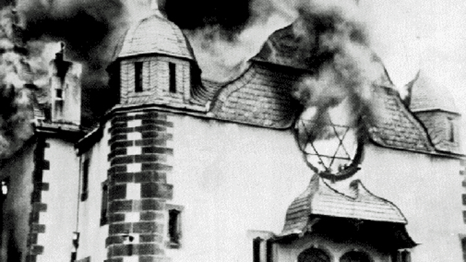 Brennende Synagoge am 9. November 1938 in Siegen. Brennende Synagoge am 9. November 1938 in Siegen.