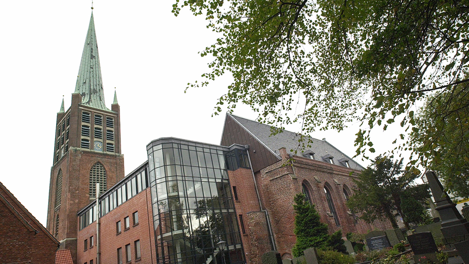 Die Johannes-a-Lasco-Bibliothek in Emden Die Johannes-a-Lasco-Bibliothek in Emden