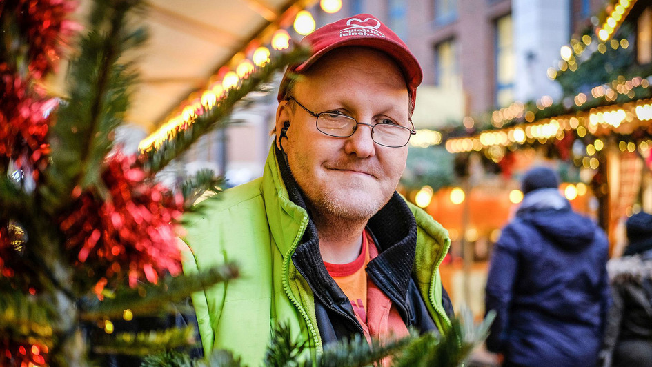 Marcus Rudolph (46) gehört zu den Besuchern einer 'Weihnachtsstube' in Hannover
