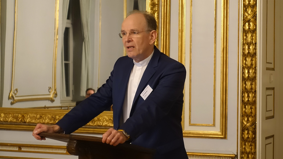 Landesbischof Ralf Meister spricht ein Grußwort beim Festakt zum Jubiläum des Liturgiewissenschaftlichen Instituts Landesbischof Ralf Meister spricht ein Grußwort beim Festakt zum Jubiläum des Liturgiewissenschaftlichen Instituts