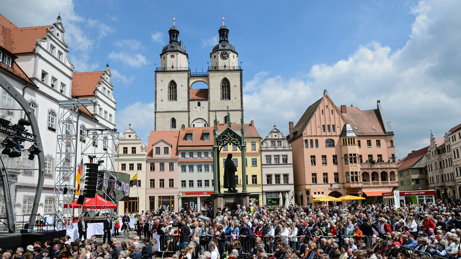 Wittenberger Marktplatz mit Besuchern der Reformationsjubiläums 2017 Wittenberger Marktplatz mit Besuchern der Reformationsjubiläums 2017