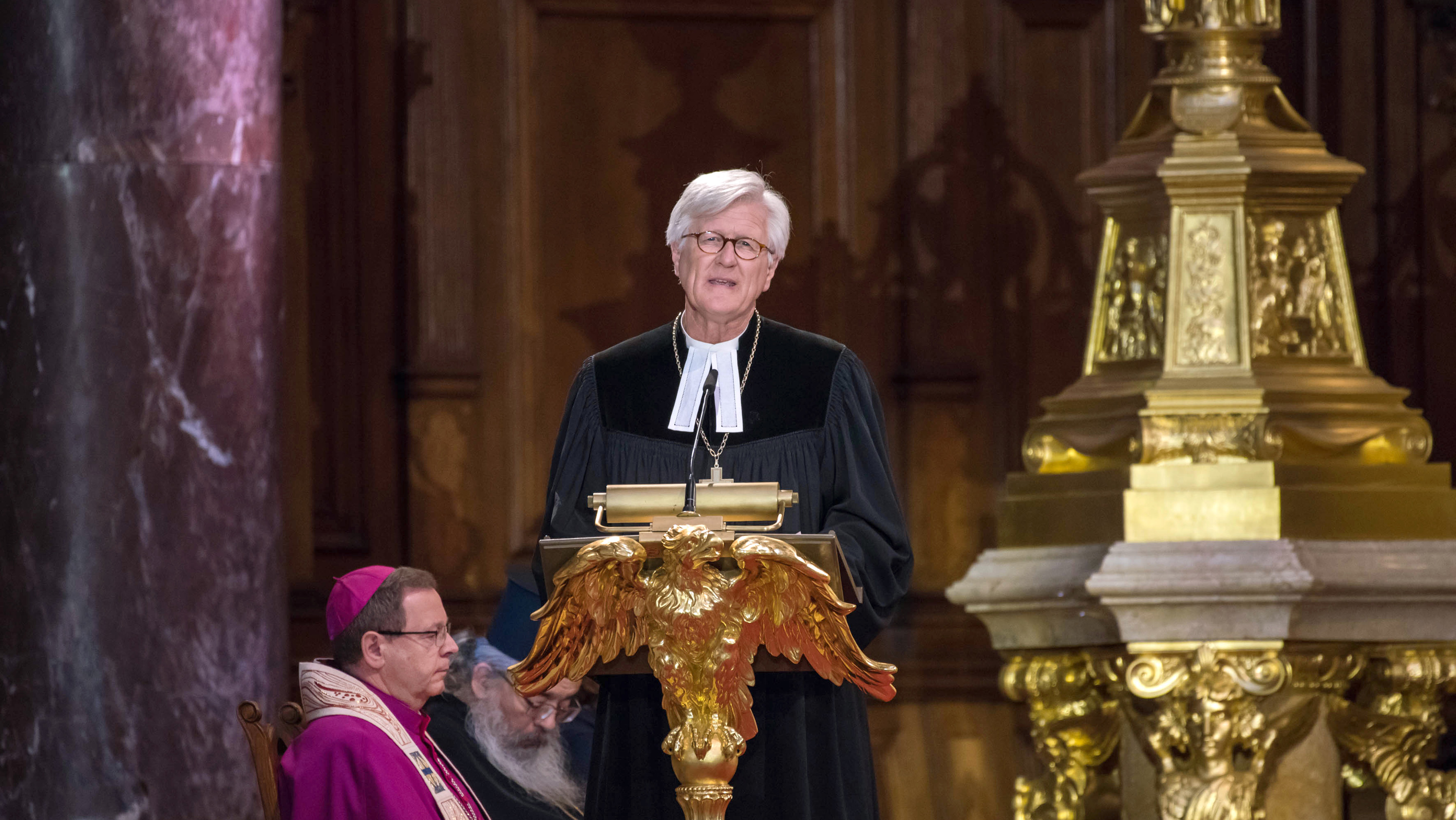 Kirchen Rufen Bei Kriegsgedenken Am 8 Mai Zum Frieden Auf Ekd