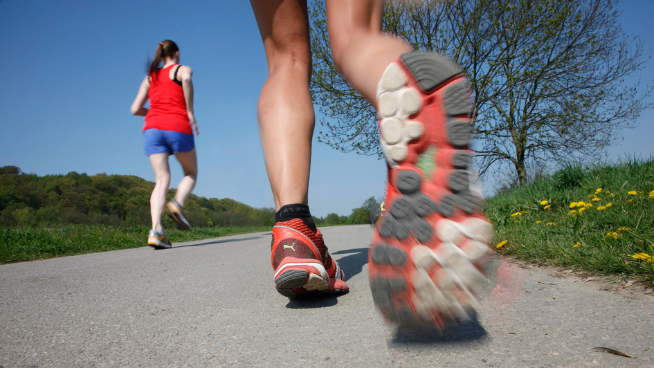 Freizeitläuferinnen beim Joggen (Symbolbild) Freizeitläuferinnen beim Joggen (Symbolbild)
