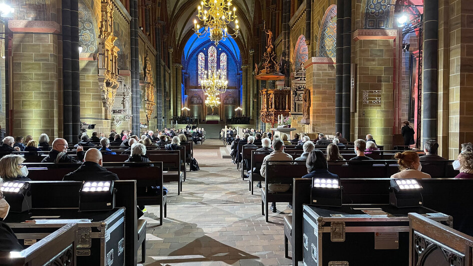 Gottesdienst zur Eröffnung der Synode der EKD im St. Petri Dom Bremen Gottesdienst zur Eröffnung der Synode der EKD im St. Petri Dom Bremen