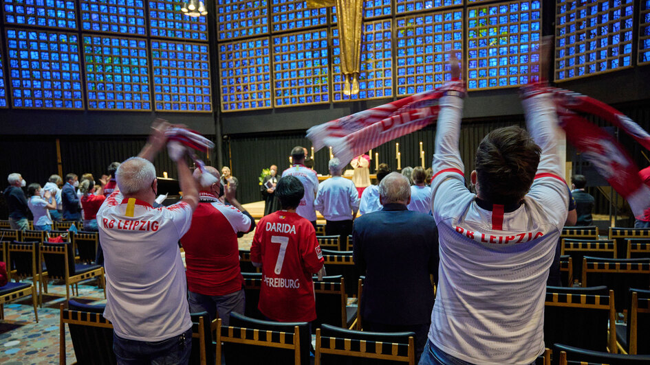 Ökumenischer Gottesdienst in der Berliner Kaiser-Wilhelm-Gedächtnis-Kirche Ökumenischer Gottesdienst in der Berliner Kaiser-Wilhelm-Gedächtnis-Kirche