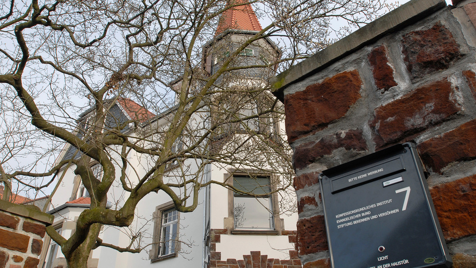 Das Konfessionskundliche Institut in Bensheim Das Konfessionskundliche Institut in Bensheim