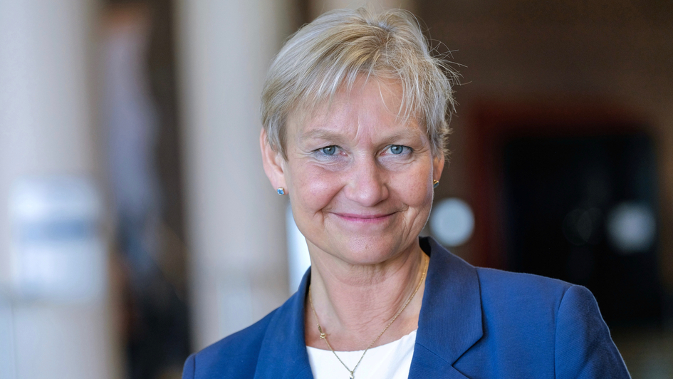 Kirsten Fehrs ist neue stellvertretende EKD-Ratsvorsitzende Kirsten Fehrs ist neue stellvertretende EKD-Ratsvorsitzende