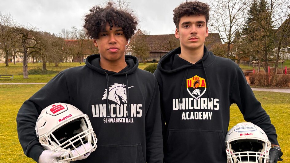 Jay Leon Raymond (r) und Joshua Lewis trainieren an der Unicorn Academy im Evangelischen Schulzentrum Michelbach bei Schwaebisch Hall (Foto vom 27.01.25).