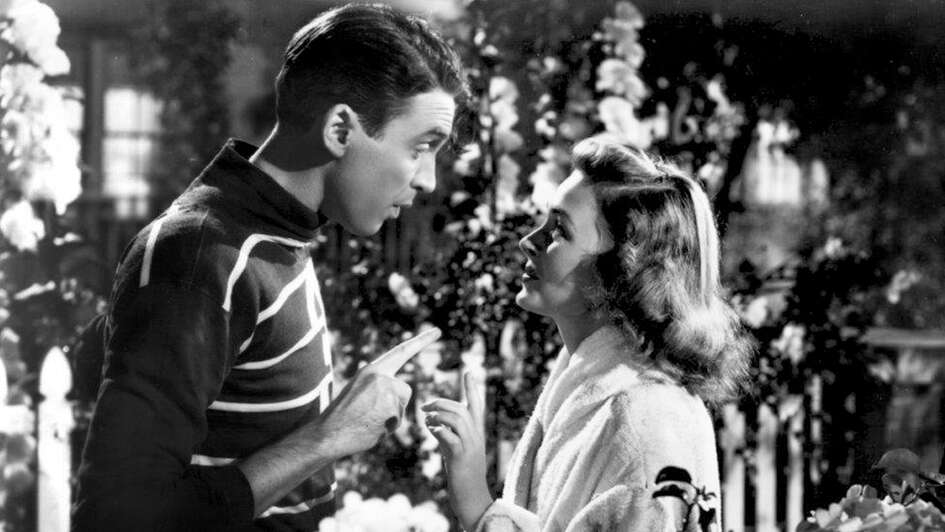 Donna Reed als Mary Hatch Bailey und James Stewart als George Bailey in dem Film 'Ist das Leben nicht schön'