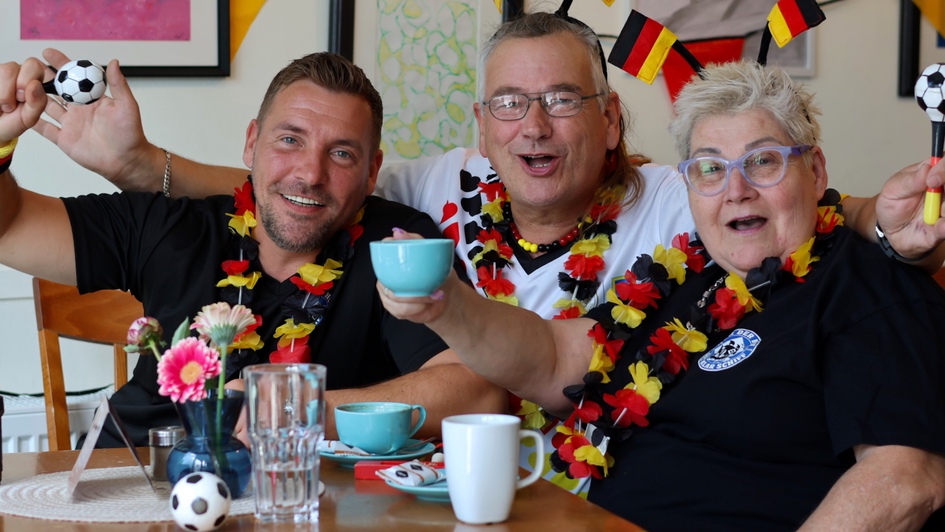 Fanclub 'Klar Schiff' im Hamburger Lucafe
