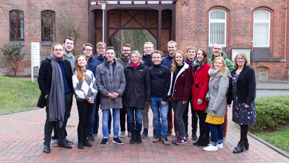 Gruppenbild der Gründungstagung des Studierendenrats Evangelische Religions-, Gemeindepädagogik und Diakonie (SERGuD) Gruppenbild der Gründungstagung des Studierendenrats Evangelische Religions-, Gemeindepädagogik und Diakonie (SERGuD)
