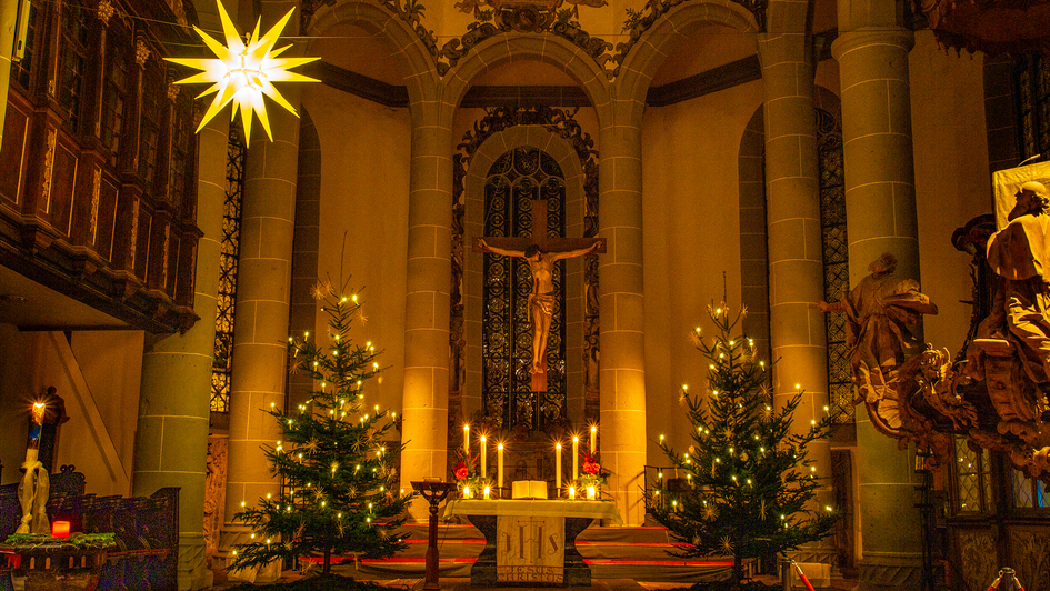Heiligabend in der Ev. Marienstiftskirche Lich Heiligabend in der Ev. Marienstiftskirche Lich