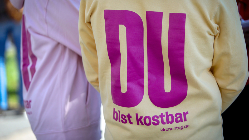 Kirchentag 2027 Düsseldorf Motto Du bist kostbar