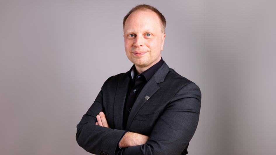 Prof. Dr. theol. Benedikt Hensel