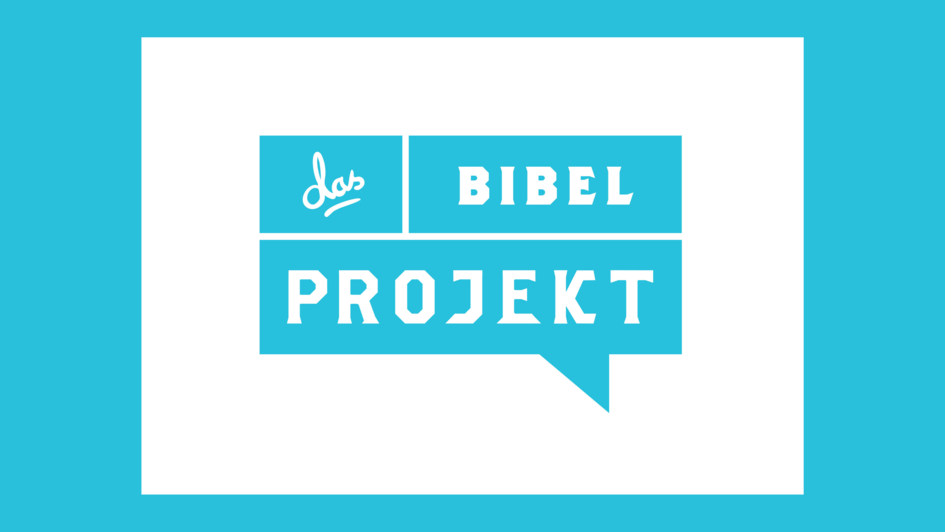 Ein weißer Kasten vor einem hellblauen Hintergrund. In dem weißen Kasten befindet sich eine hellblaue Sprechblase, in der steht: 'das Bibel Projekt'.