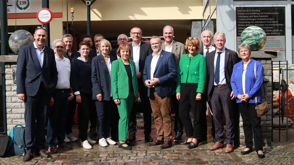 Teilnehmer des Treffens zwischen ZDH und EKD Teilnehmer des Treffens zwischen ZDH und EKD
