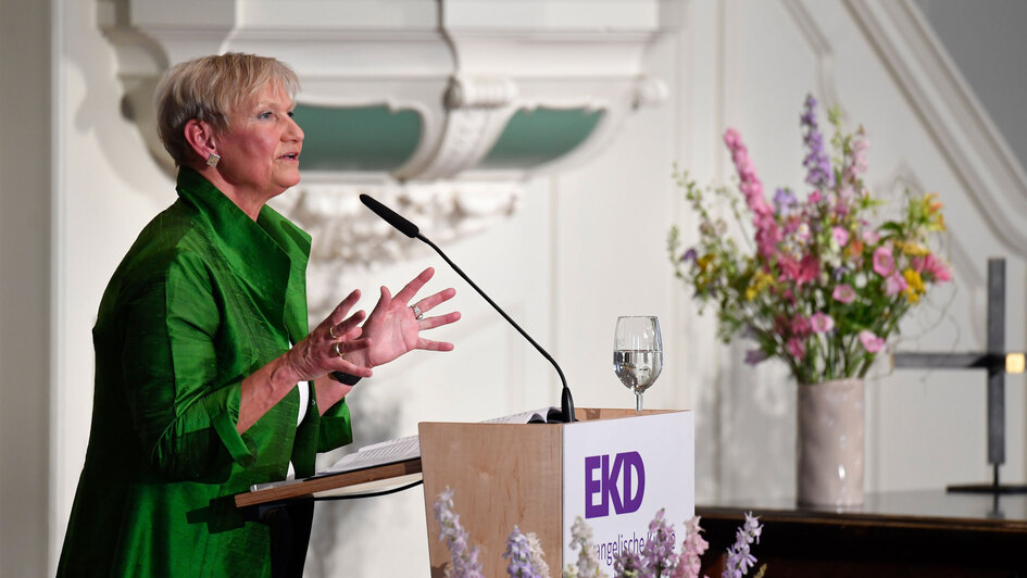 EKD-Ratsvorsitzende Kirsten Fehrs haelt am Mittwoch (25.06.2025) die Festrede beim Johannisempfang mit Gaesten aus Politik, Kultur und Gesellschaft in der Franzoesischen Friedrichstadtkirche am Gendarmenmarkt in Berlin.