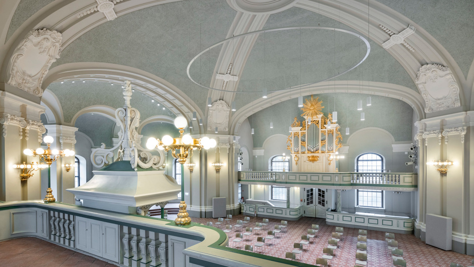 Blick von der Empore in die französische Friedrichstattkirche zu Berlin