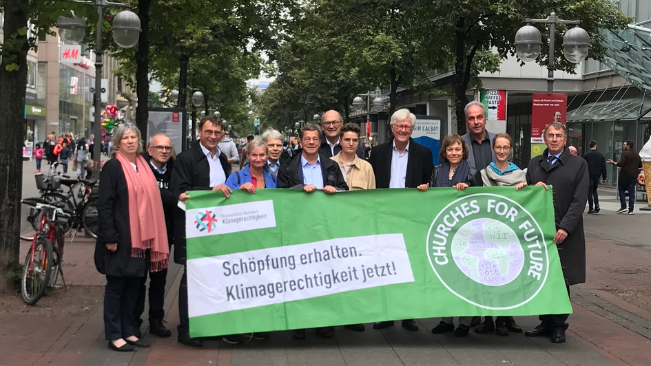 Rat der EKD beim Klimastreik in Hannover