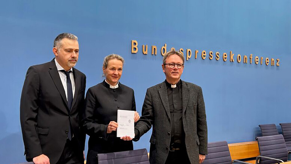 v.r.n.l. Karl Jüsten, Anne Gidion, Max Mutschler v.r.n.l. Karl Jüsten, Anne Gidion, Max Mutschler