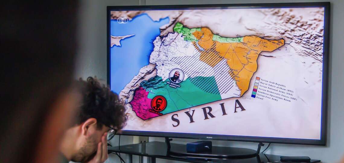 Auf einem Computerbildschirm ist eine Landkarte von Syrien zu sehen.